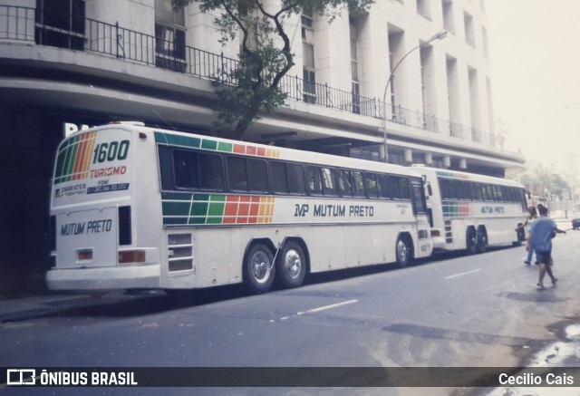 Viação Mutum Preto 1600 na cidade de Rio de Janeiro, Rio de Janeiro, Brasil, por Cecilio Cais. ID da foto: 7515990.