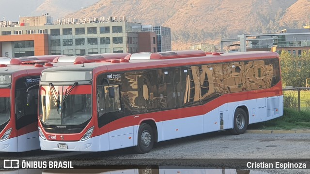 Redbus Urbano LX-DH-84 na cidade de Huechuraba, Santiago, Metropolitana de Santiago, Chile, por Cristian Espinoza. ID da foto: 7517816.