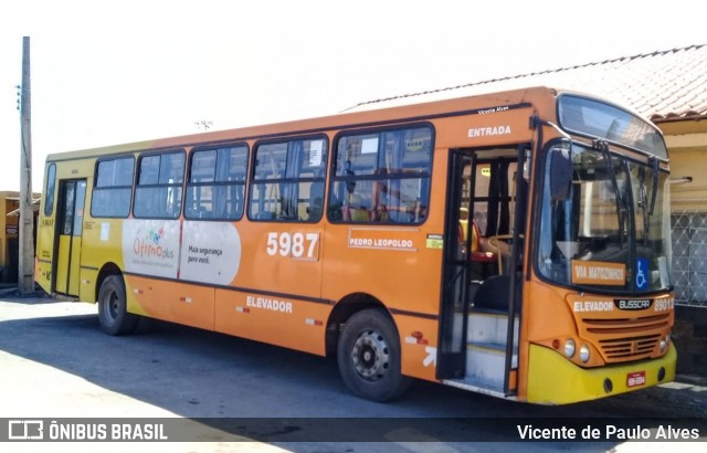Empresa Alcino G. Cotta 89012 na cidade de Matozinhos, Minas Gerais, Brasil, por Vicente de Paulo Alves. Número da foto: #7517608.