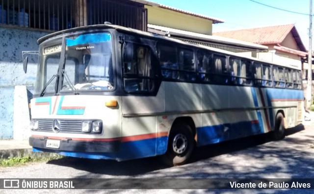 Ônibus Particulares 5444 na cidade de Matozinhos, Minas Gerais, Brasil, por Vicente de Paulo Alves. Número da foto: #7517615.