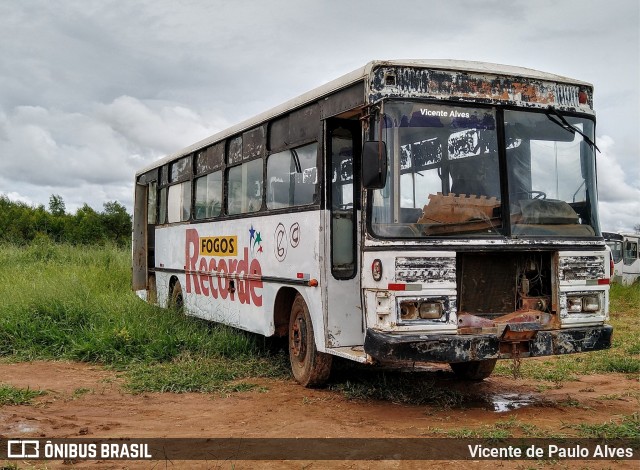 Sucata e Desmanches 7328 na cidade de Santo Antônio do Monte, Minas Gerais, Brasil, por Vicente de Paulo Alves. ID da foto: 7518875.