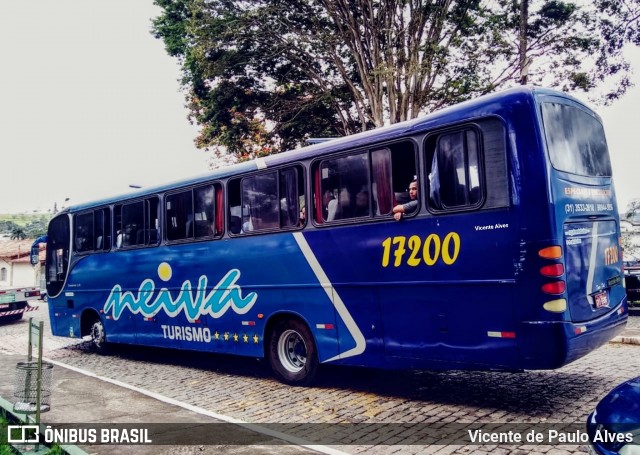 Nogueira e Neiva Turismo 17200 na cidade de Itapecerica, Minas Gerais, Brasil, por Vicente de Paulo Alves. ID da foto: 7521567.