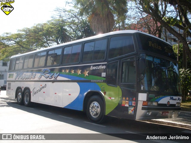 Monte Rey Turismo 3000 na cidade de Rio Pomba, Minas Gerais, Brasil, por Anderson Jerônimo. Número da foto: #7521382.