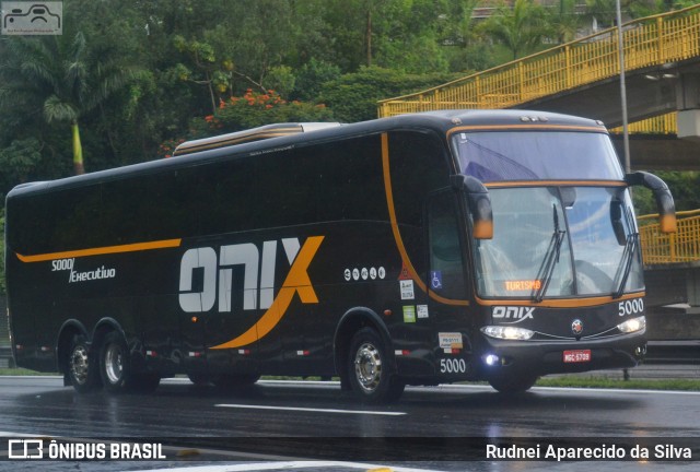 Ônix Transportadora Turística 5000 na cidade de Santa Isabel, São Paulo, Brasil, por Rudnei Aparecido da Silva. ID da foto: 7531750.