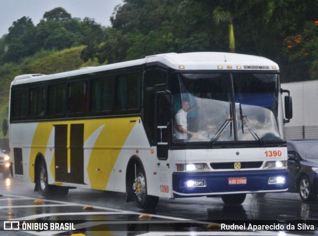 Unicar 1390 na cidade de Santa Isabel, São Paulo, Brasil, por Rudnei Aparecido da Silva. Número da foto: #7531592.
