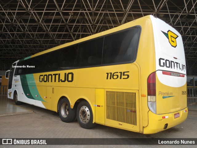 Empresa Gontijo de Transportes 11615 na cidade de Patos de Minas, Minas Gerais, Brasil, por Leonardo Nunes. ID da foto: 7535737.