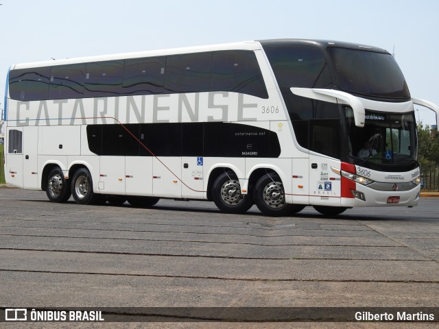 Auto Viação Catarinense 3606 na cidade de Foz do Iguaçu, Paraná, Brasil, por Gilberto Martins. ID da foto: 7488445.