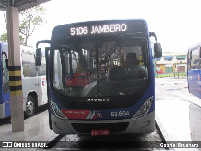 Litorânea Transportes Coletivos 82.604 na cidade de São José dos Campos, São Paulo, Brasil, por Gabriel Brunhara. Número da foto: #7487972.