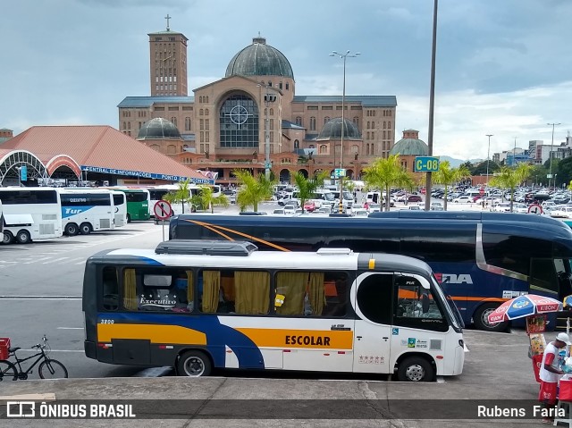 Sudeste Transporte e Turismo 3800 na cidade de Aparecida, São Paulo, Brasil, por Rubens  Faria. ID da foto: 7542668.