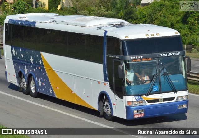Ônibus Particulares 0709 na cidade de Santa Isabel, São Paulo, Brasil, por Rudnei Aparecido da Silva. Número da foto: #7543624.