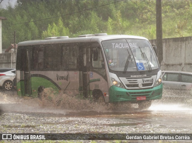 Turin Transportes 300 na cidade de Ouro Preto, Minas Gerais, Brasil, por Gerdan Gabriel Bretas Corrêa. ID da foto: 7543621.