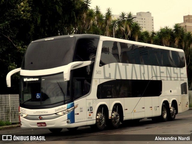 Auto Viação Catarinense 3400 na cidade de Curitiba, Paraná, Brasil, por Alexandre Rodrigo. ID da foto: 7542799.