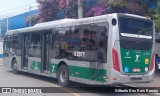 Via Sudeste Transportes S.A. 5 2071 na cidade de São Paulo, São Paulo, Brasil, por Gilberto Dos Reis Ramos. Número da foto: #:id.