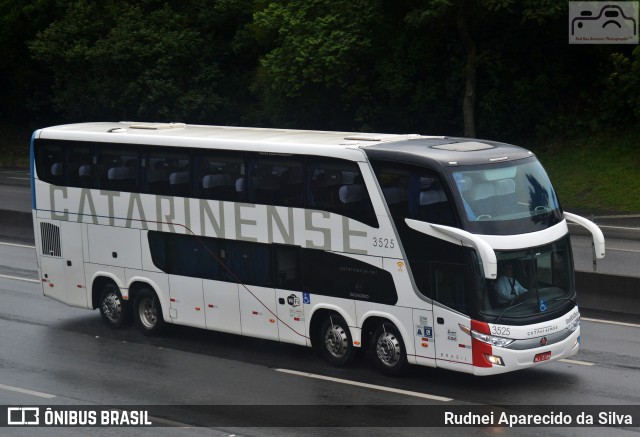 Auto Viação Catarinense 3525 na cidade de Arujá, São Paulo, Brasil, por Rudnei Aparecido da Silva. ID da foto: 7546452.