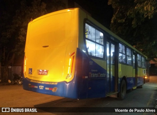 Trancid - Transporte Cidade de Divinópolis 137 na cidade de Divinópolis, Minas Gerais, Brasil, por Vicente de Paulo Alves. ID da foto: 7544138.