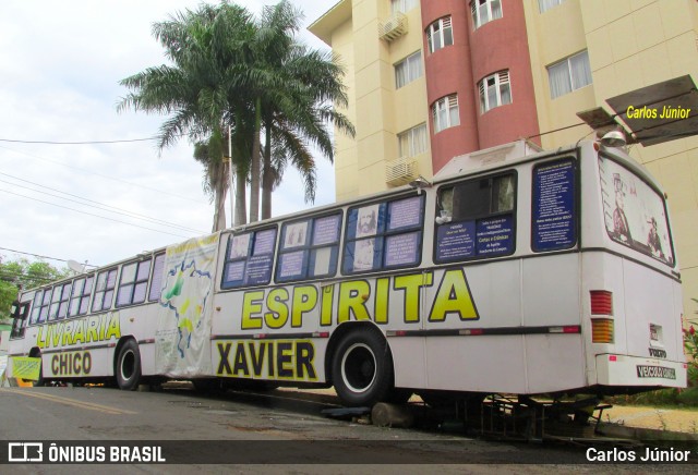 Livraria Espírita Chico Xavier 1830 na cidade de Caldas Novas, Goiás, Brasil, por Carlos Júnior. Número da foto: #7549283.
