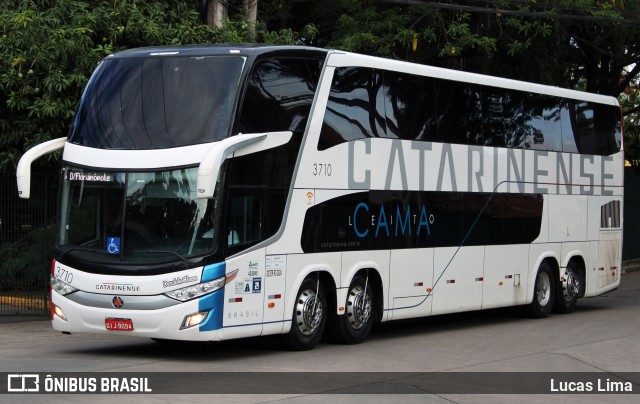 Auto Viação Catarinense 3710 na cidade de São Paulo, São Paulo, Brasil, por Lucas Lima. ID da foto: 7547865.