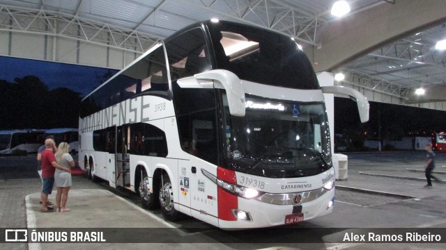 Auto Viação Catarinense 319318 na cidade de Taubaté, São Paulo, Brasil, por Alex Ramos Ribeiro. ID da foto: 7549481.