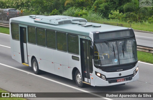 Ônibus Particulares 7814 na cidade de Santa Isabel, São Paulo, Brasil, por Rudnei Aparecido da Silva. Número da foto: #7548786.