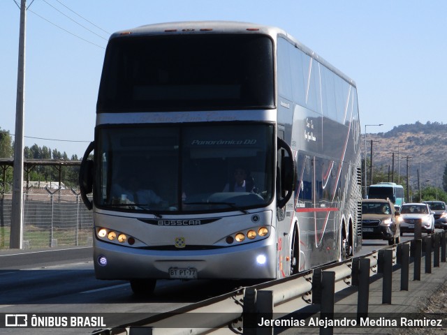 Pullman Setter  na cidade de San Fernando, Colchagua, Libertador General Bernardo O'Higgins, Chile, por Jeremias Alejandro Medina Ramirez. Número da foto: #7553212.