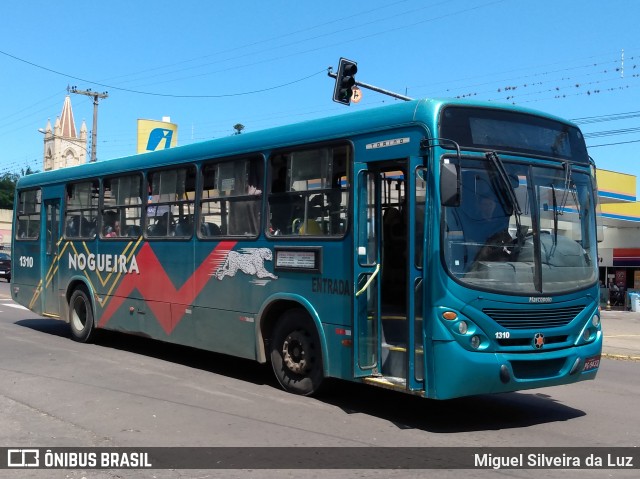 Viação Nogueira 1310 na cidade de Alegrete, Rio Grande do Sul, Brasil, por Miguel Silveira da Luz. Número da foto: #7555899.
