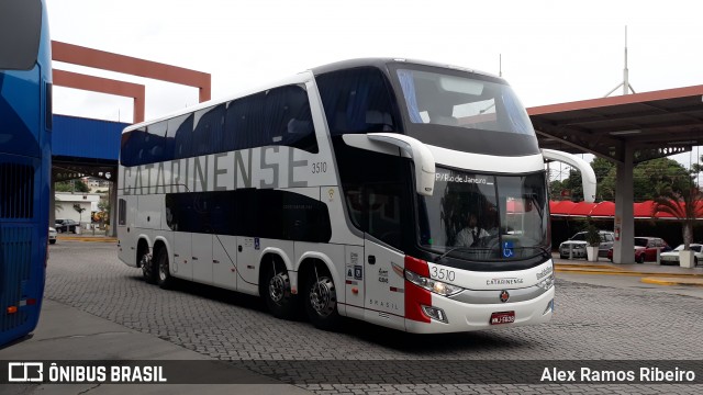 Auto Viação Catarinense 3510 na cidade de Resende, Rio de Janeiro, Brasil, por Alex Ramos Ribeiro. ID da foto: 7555783.