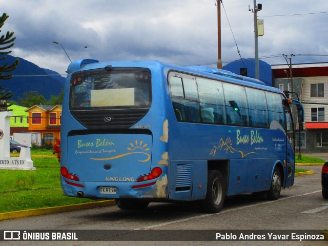 Ônibus Particulares Buses Belen FXRT96 na cidade de Aysén, Aysén, Aysén del General Carlos Ibáñez del Campo, Chile, por Pablo Andres Yavar Espinoza. ID da foto: 7553379.