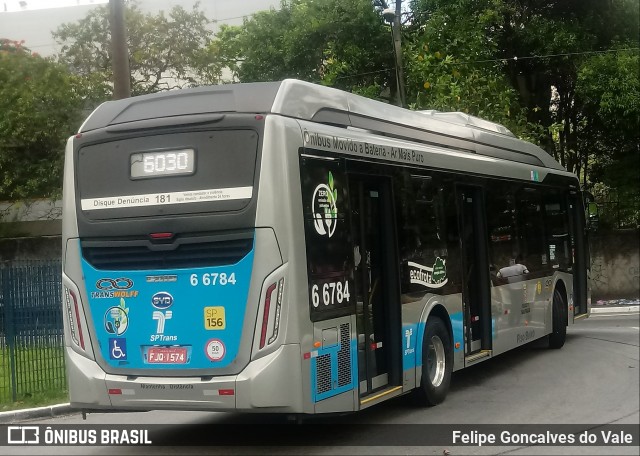 Transwolff Transportes e Turismo 6 6784 na cidade de São Paulo, São Paulo, Brasil, por Felipe Goncalves do Vale. ID da foto: 7556443.