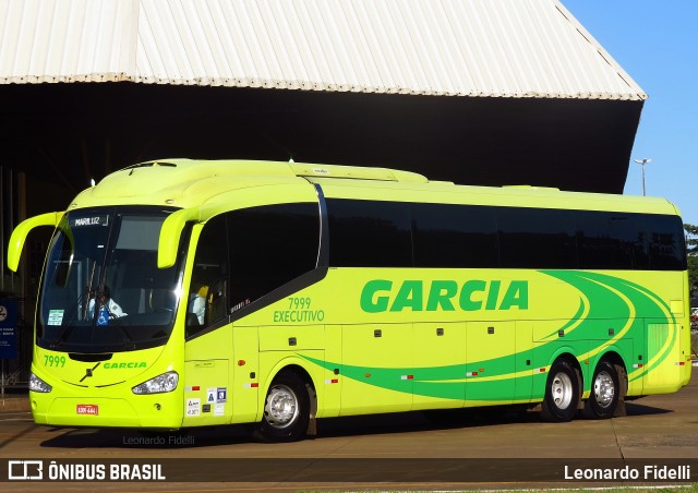 Viação Garcia 7999 na cidade de Maringá, Paraná, Brasil, por Leonardo Fidelli. Número da foto: #7557605.