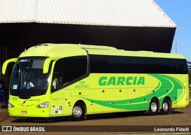 Viação Garcia 7999 na cidade de Maringá, Paraná, Brasil, por Leonardo Fidelli. ID da foto: 7557605.