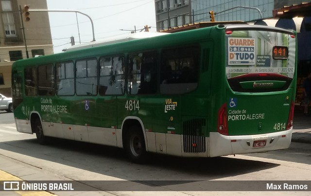 Auto Viação Presidente Vargas 4814 na cidade de Porto Alegre, Rio Grande do Sul, Brasil, por Max Ramos. Número da foto: #7561358.