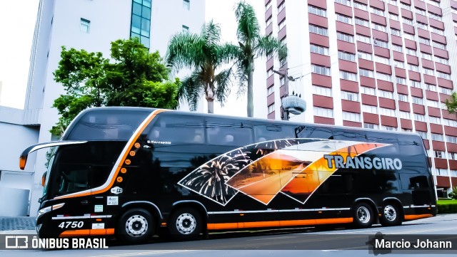 Transgiro Turismo 4750 na cidade de Curitiba, Paraná, Brasil, por Marcio Johann. ID da foto: 7561320.