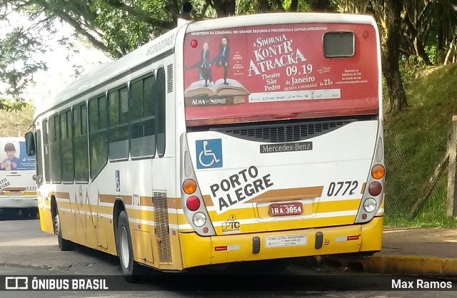 Companhia Carris Porto-Alegrense 0772 na cidade de Porto Alegre, Rio Grande do Sul, Brasil, por Max Ramos. Número da foto: #7559325.