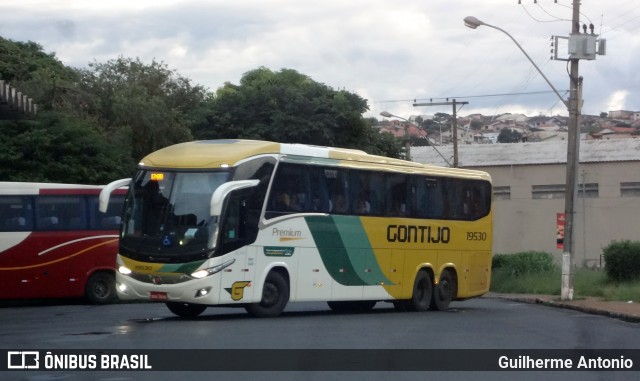 Empresa Gontijo de Transportes 19530 na cidade de Araxá, Minas Gerais, Brasil, por Guilherme Antonio. Número da foto: #7560606.
