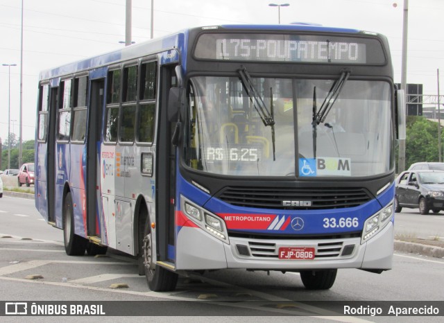Guarulhos Transportes 33.666 na cidade de São Paulo, São Paulo, Brasil, por Rodrigo  Aparecido. Número da foto: #7563834.