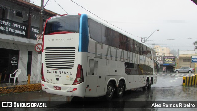 Auto Viação Catarinense 3502 na cidade de Aparecida, São Paulo, Brasil, por Alex Ramos Ribeiro. Número da foto: #7564089.