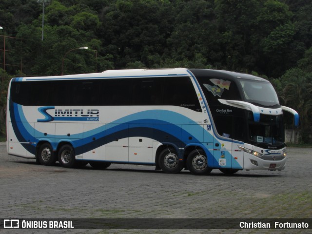 Simitur Turismo 3000 na cidade de Leopoldina, Minas Gerais, Brasil, por Christian  Fortunato. Número da foto: #7562338.