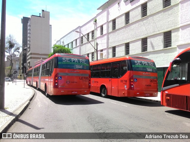 Araucária Transportes Coletivos LE705 na cidade de Curitiba, Paraná, Brasil, por Adriano Trezub Déa. Número da foto: #7566591.