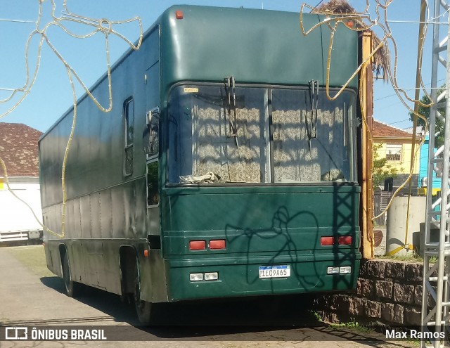 Motorhomes 9A65 na cidade de Viamão, Rio Grande do Sul, Brasil, por Max Ramos. Número da foto: #7490919.