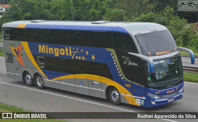 Mingoti Tur 1901 na cidade de Santa Isabel, São Paulo, Brasil, por Rudnei Aparecido da Silva. Número da foto: #7494030.