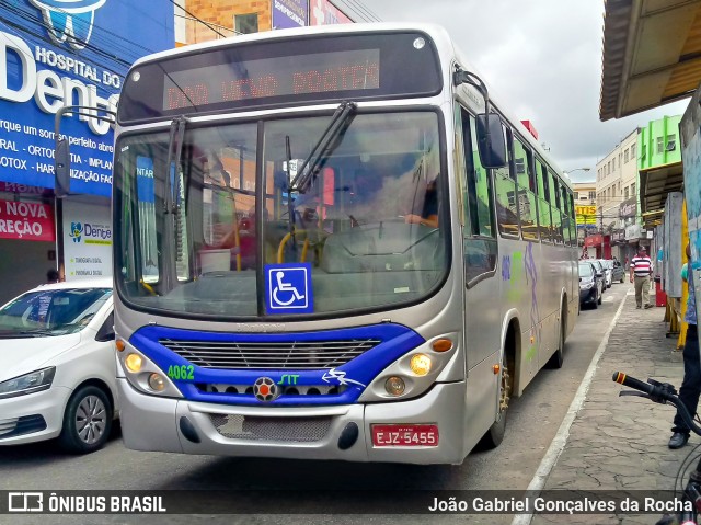 Viação Rosa Vitória da Conquista 4062 na cidade de Vitória da Conquista, Bahia, Brasil, por João Gabriel Gonçalves da Rocha. ID da foto: 7494581.