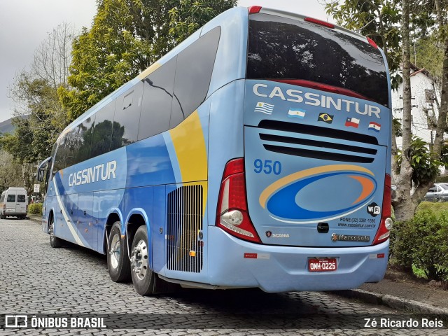 Cassintur 950 na cidade de Petrópolis, Rio de Janeiro, Brasil, por Zé Ricardo Reis. ID da foto: 7498171.