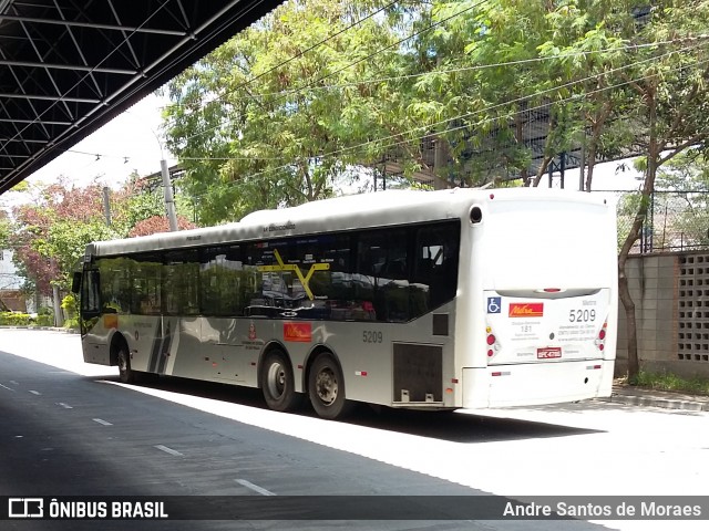 Metra - Sistema Metropolitano de Transporte 5209 na cidade de São Bernardo do Campo, São Paulo, Brasil, por Andre Santos de Moraes. ID da foto: 7501077.