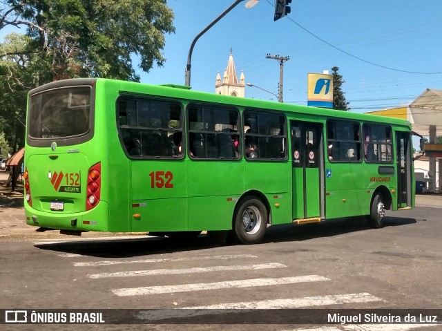 Vaucher e Cia. 152 na cidade de Alegrete, Rio Grande do Sul, Brasil, por Miguel Silveira da Luz. Número da foto: #7501086.