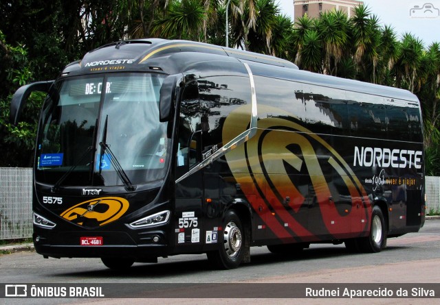 Expresso Nordeste 5575 na cidade de Curitiba, Paraná, Brasil, por Rudnei Aparecido da Silva. Número da foto: #7507432.