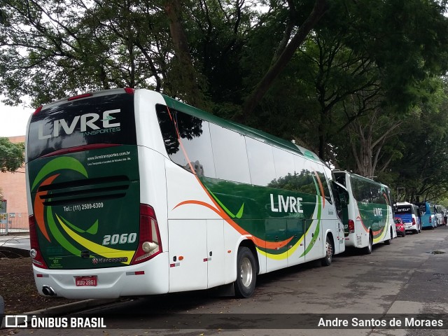 Livre Transportes 2060 na cidade de São Paulo, São Paulo, Brasil, por Andre Santos de Moraes. Número da foto: #7506479.