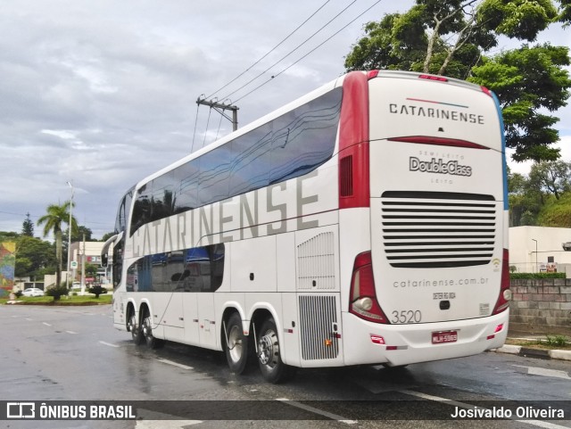 Auto Viação Catarinense 3520 na cidade de Embu das Artes, São Paulo, Brasil, por Josivaldo Oliveira. ID da foto: 7510139.