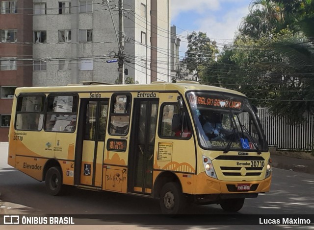 Auto Omnibus Nova Suissa 30710 na cidade de Belo Horizonte, Minas Gerais, Brasil, por Lucas Máximo. ID da foto: 7508491.