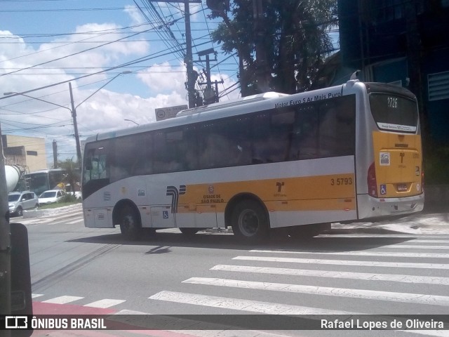 Upbus Qualidade em Transportes 3 5793 na cidade de São Paulo, São Paulo, Brasil, por Rafael Lopes de Oliveira. Número da foto: #7509444.