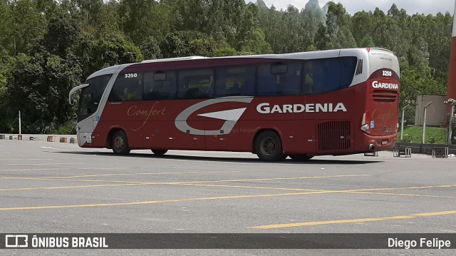 Expresso Gardenia 3250 na cidade de Formiga, Minas Gerais, Brasil, por Diego Felipe. Número da foto: #7596049.